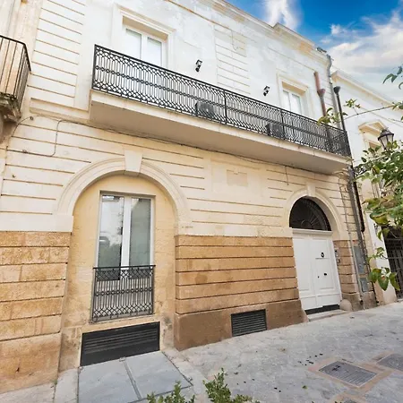 Lecce Santa Chiara Terrace Piano Rialzato Apartment Exterior photo