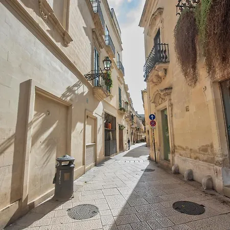 Lecce Santa Chiara Terrace Piano Rialzato Apartment Exterior photo
